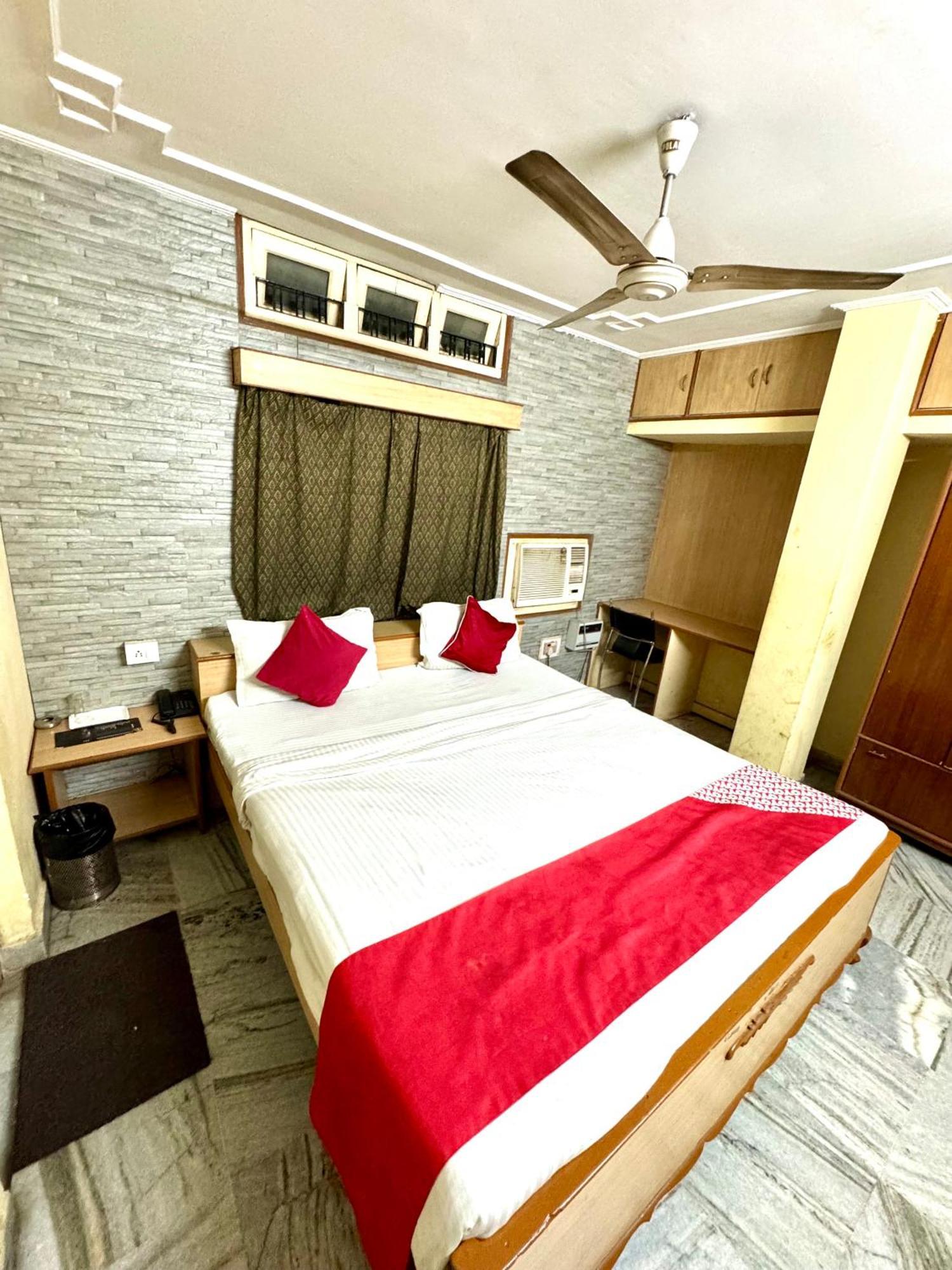 Hotel B K R Guváhátí Exteriér fotografie