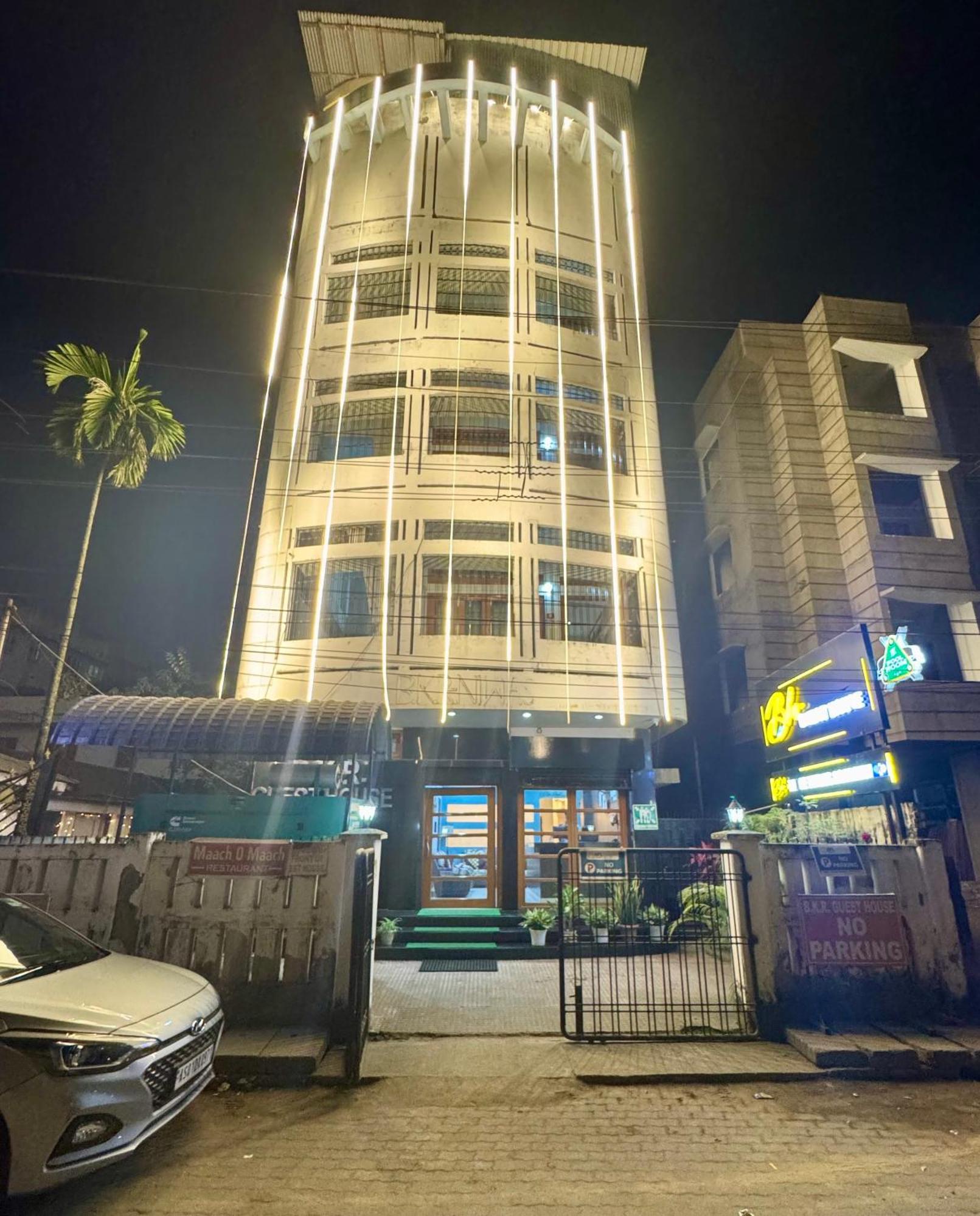 Hotel B K R Guváhátí Exteriér fotografie